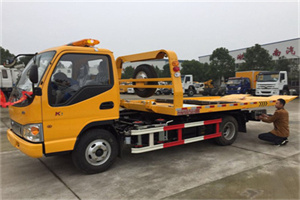 黔南哪里有拖车服务